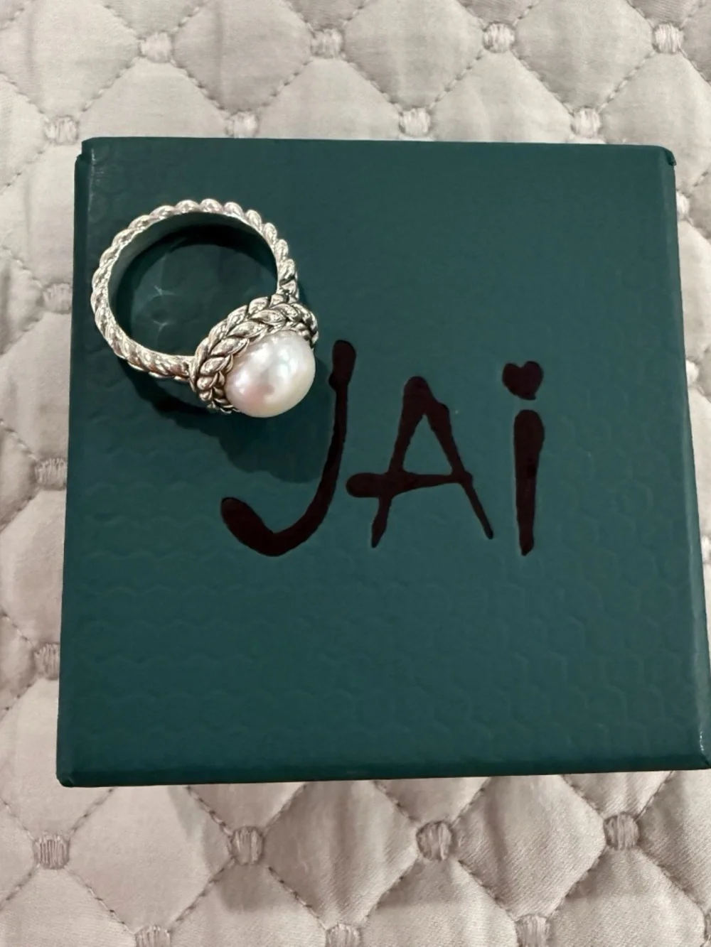 JAI Sterling Silver Cultured Freshwater Pearl Ring- Size 8( NEW)